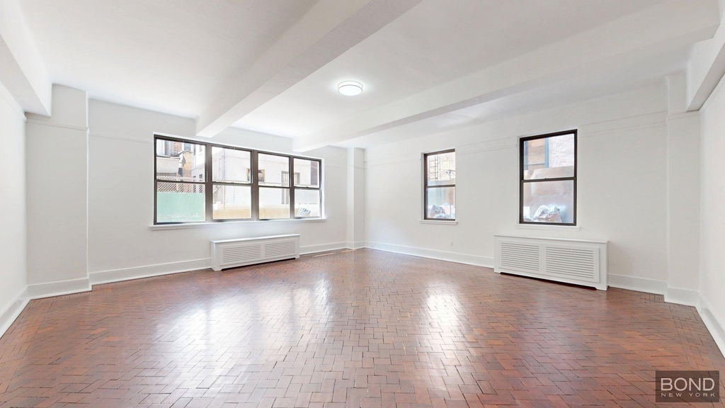 West 73rd Street - Photo 1