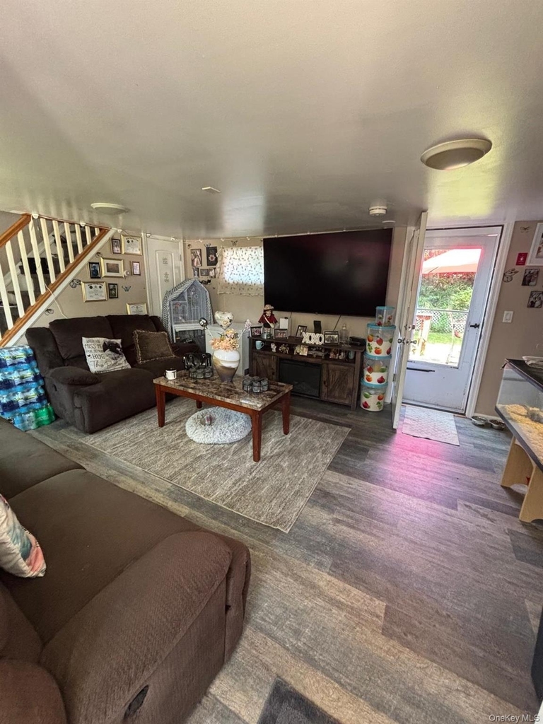 16 Bellport Street - Photo 1