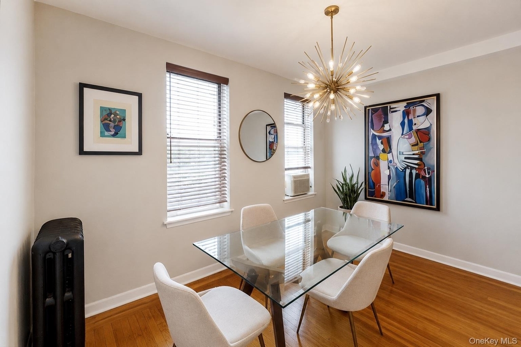 472 Gramatan Avenue - Photo 2
