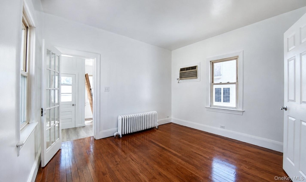 615 Smith Street - Photo 14