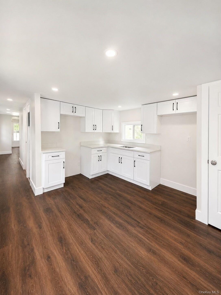 222 Lehigh Avenue - Photo 2