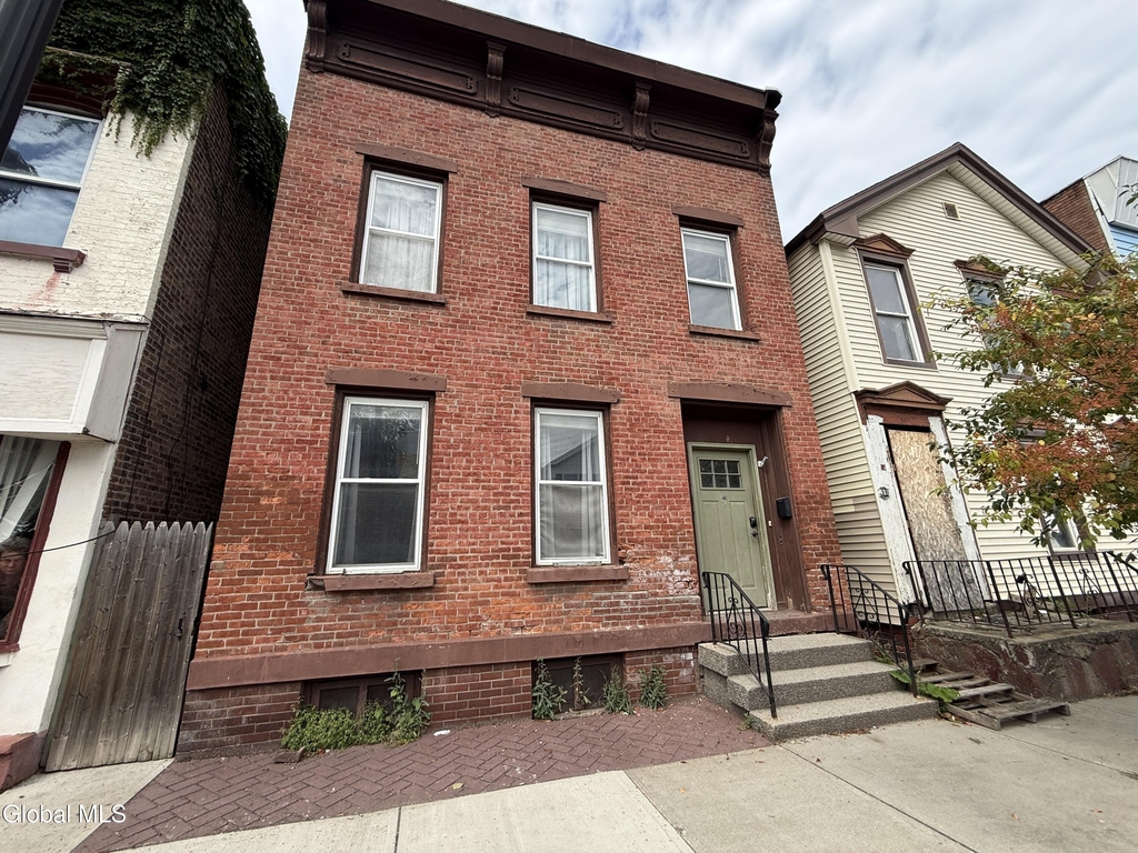 403 2nd Street - Photo 1