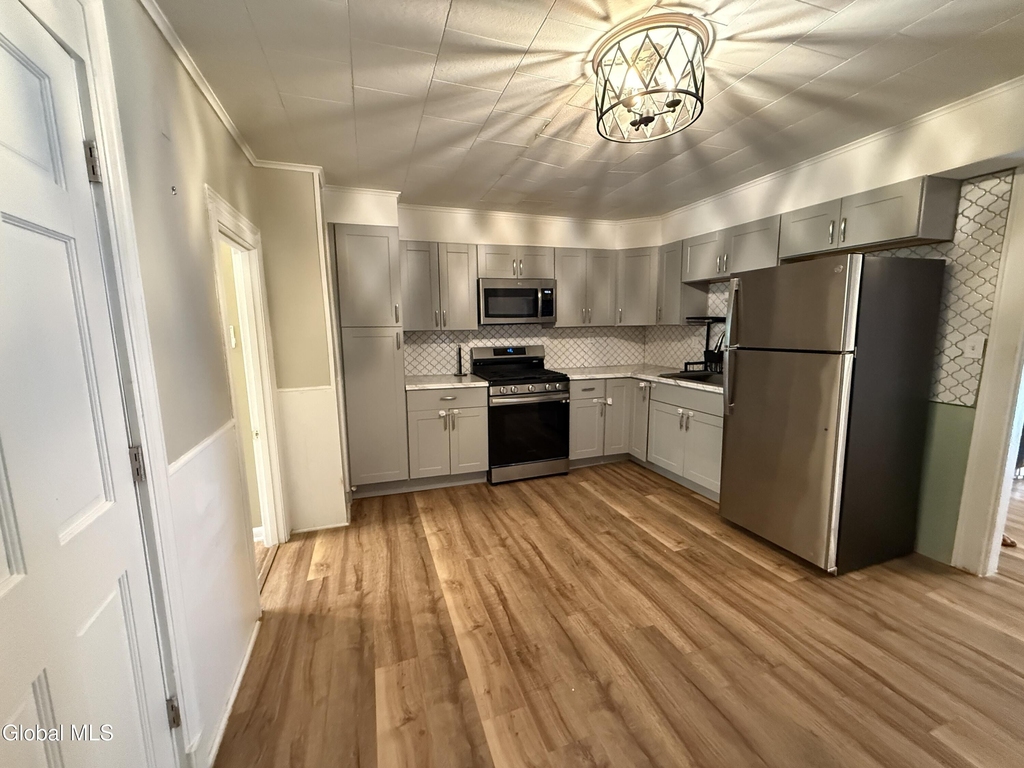403 2nd Street - Photo 8