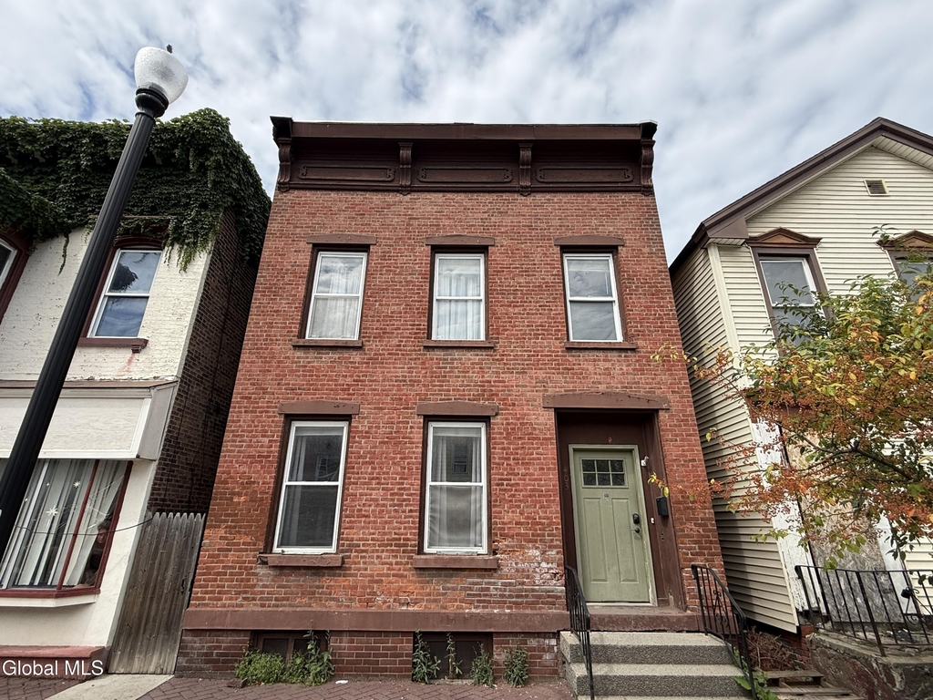 403 2nd Street - Photo 0