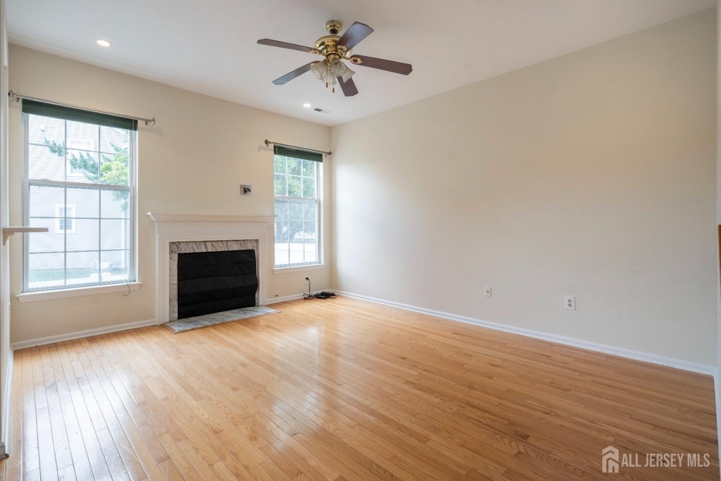 1301 Dahlia Circle - Photo 7