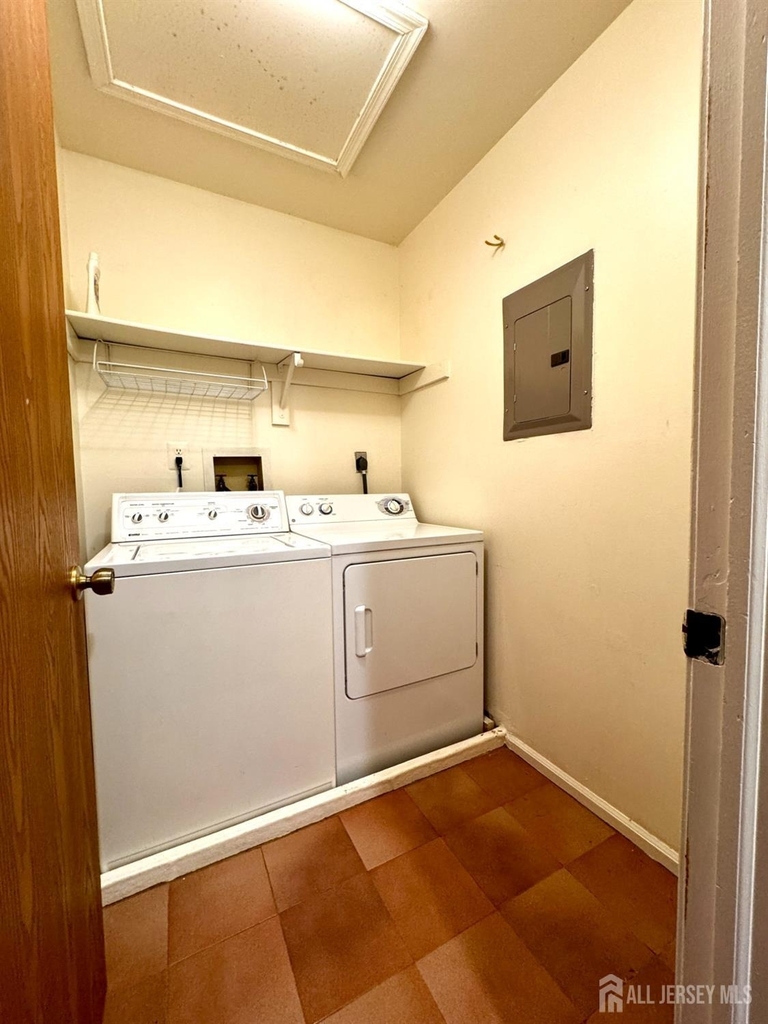 2703 Deerfield Drive - Photo 9