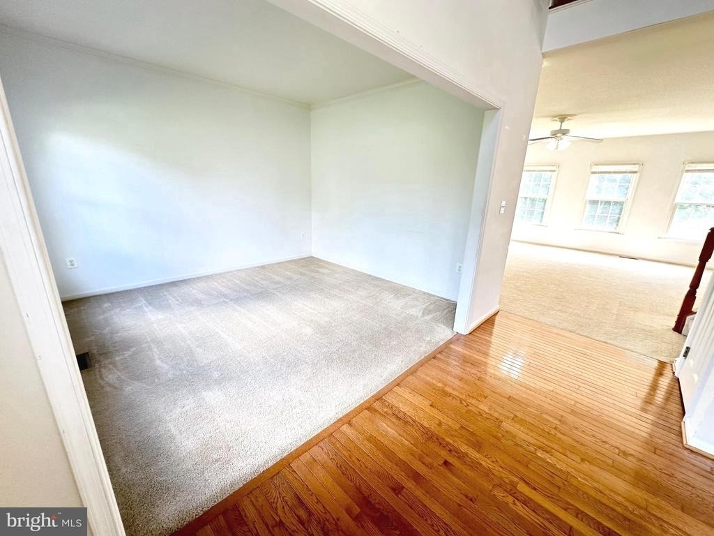 19 Sunrise Valley Court - Photo 3