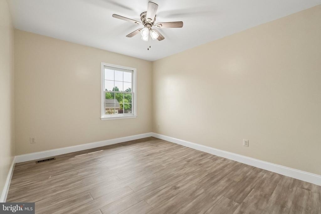 16069 Olmstead Lane - Photo 10