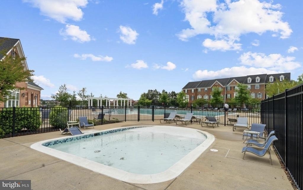 23255 Milltown Knoll Square - Photo 1