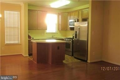 21197 Mcfadden Square - Photo 2