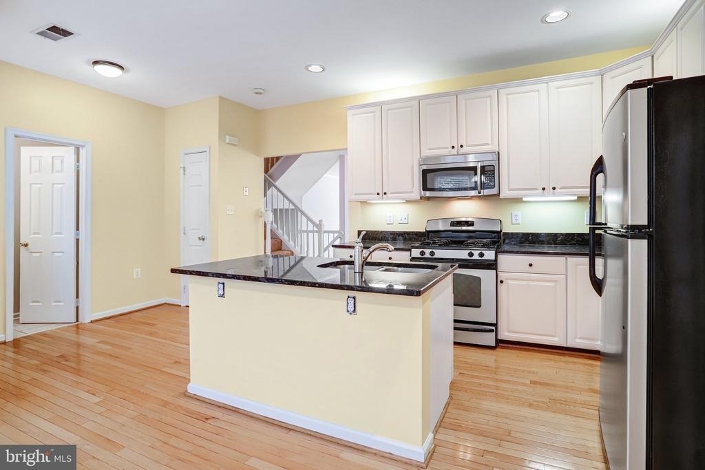 20913 Sandstone Square - Photo 13