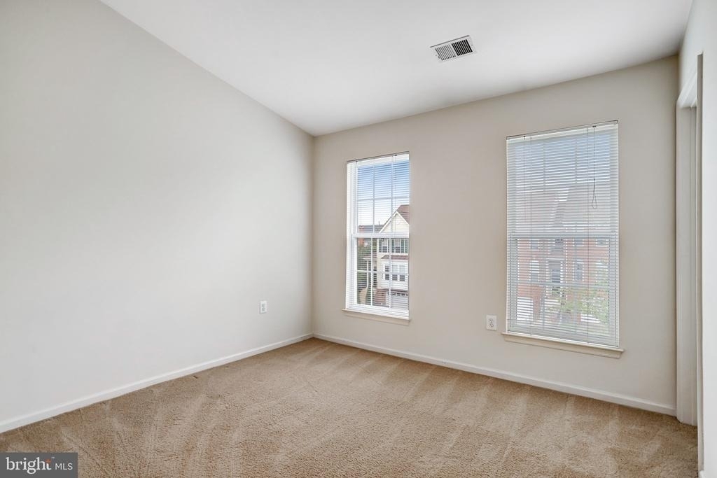 20913 Sandstone Square - Photo 27
