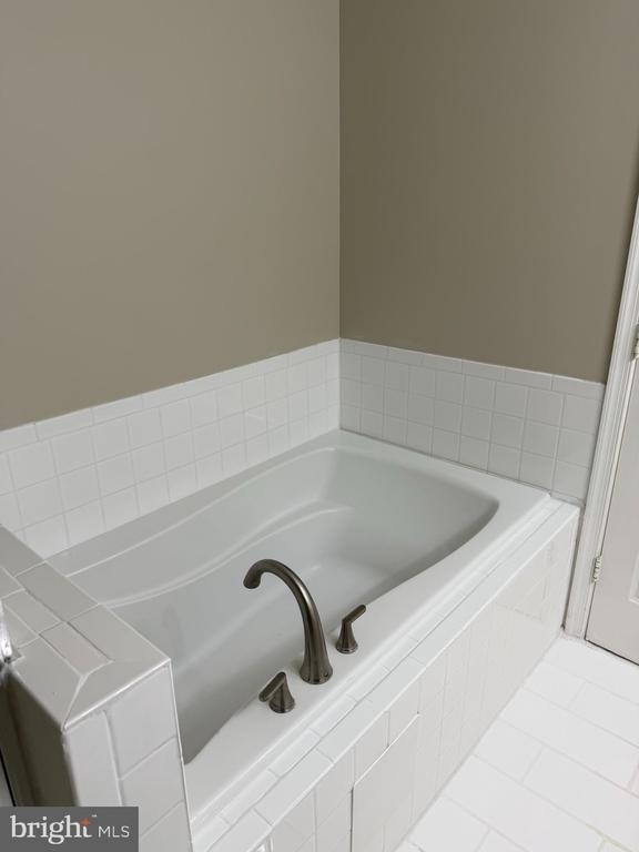 2490 Quick Street - Photo 15