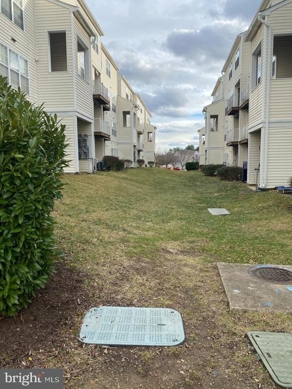 2490 Quick Street - Photo 24