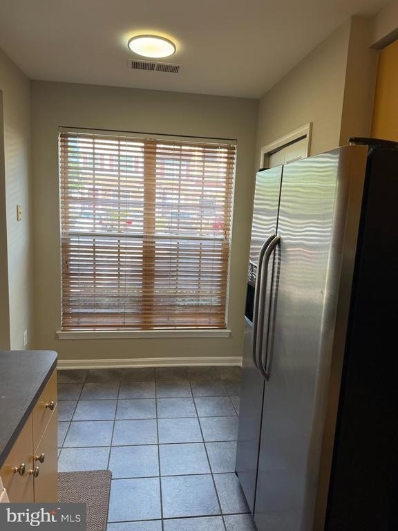 2490 Quick Street - Photo 2