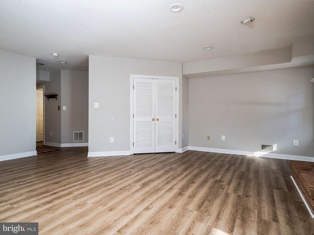 2155 Wolftrap Court - Photo 31
