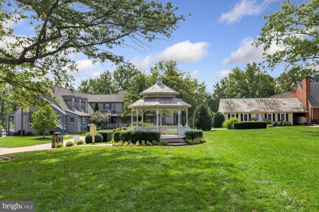 723 Forest Ridge Drive - Photo 26