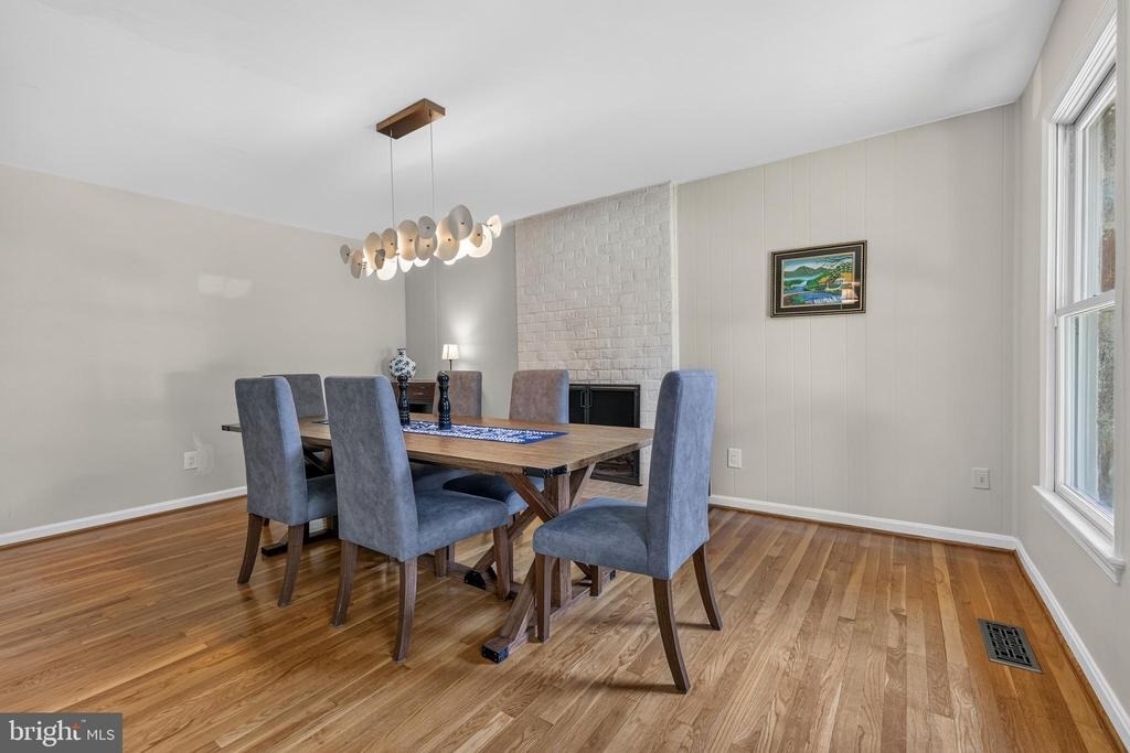 723 Forest Ridge Drive - Photo 3