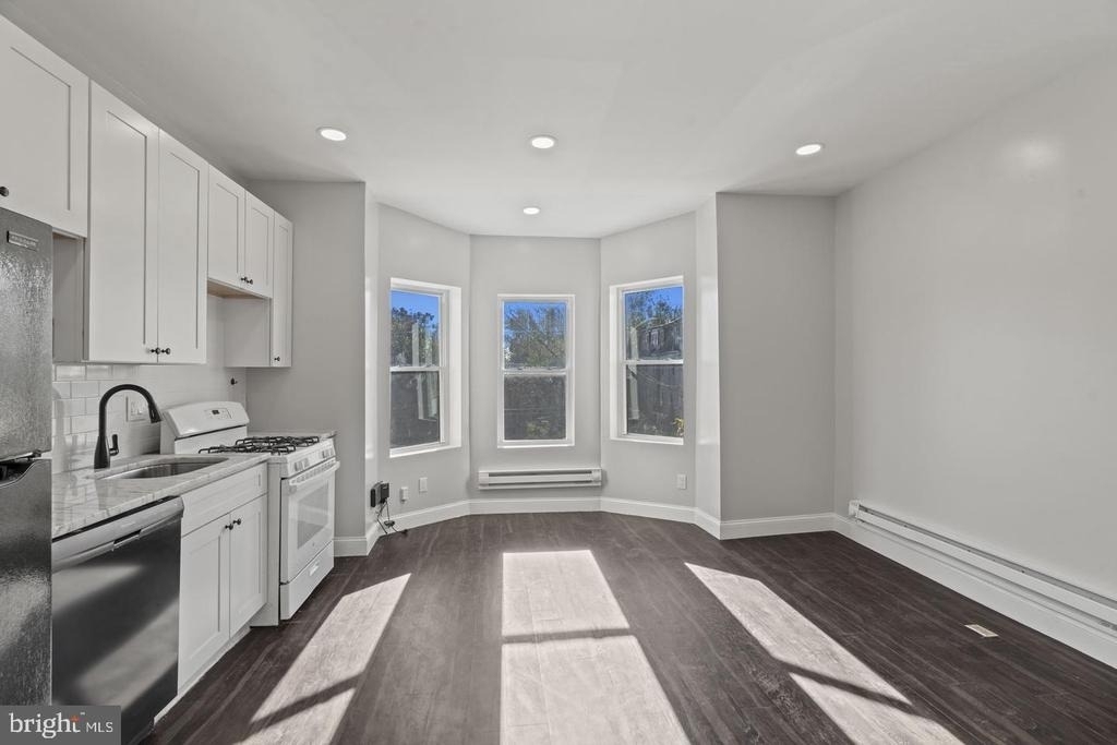 5237 Chester Avenue - Photo 24