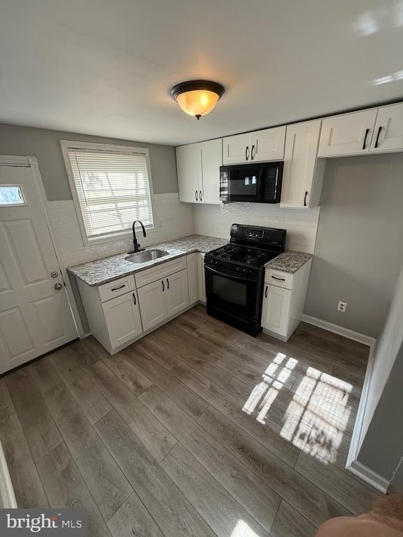 2140 E Ann Street - Photo 1