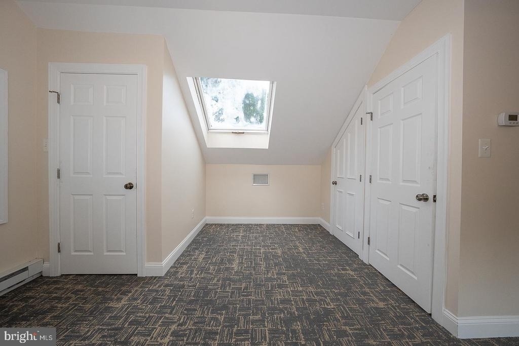 107 W Circular Avenue - Photo 42