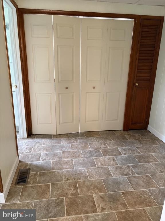 167 E Wolfert Station Road - Photo 3