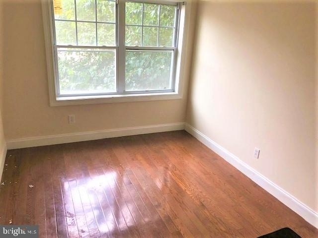 534 N Front - Photo 4
