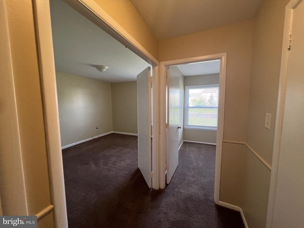 18 Lerner Court - Photo 8