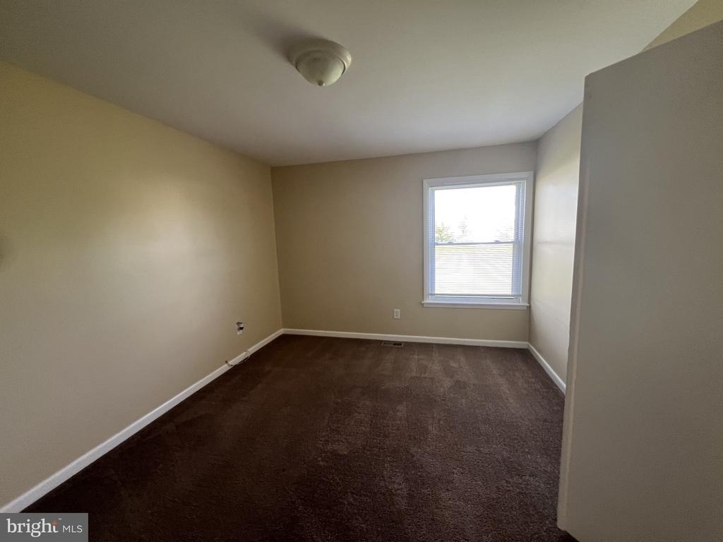 18 Lerner Court - Photo 9