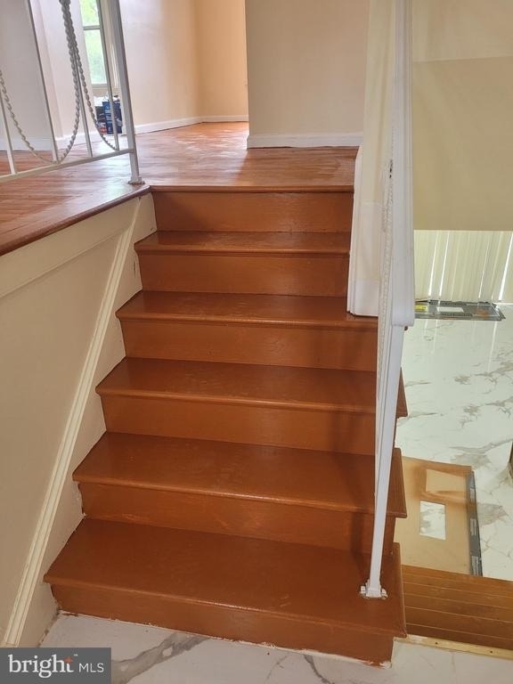11801 Fairgreen Lane - Photo 4
