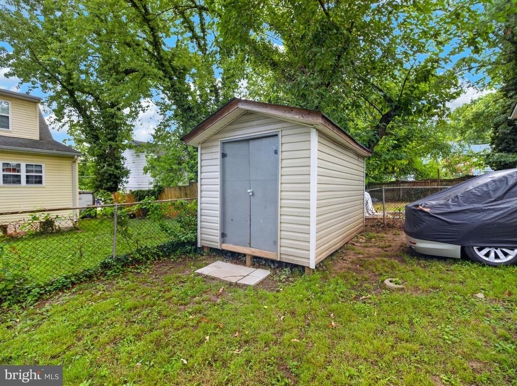 6008 Addison Road - Photo 3