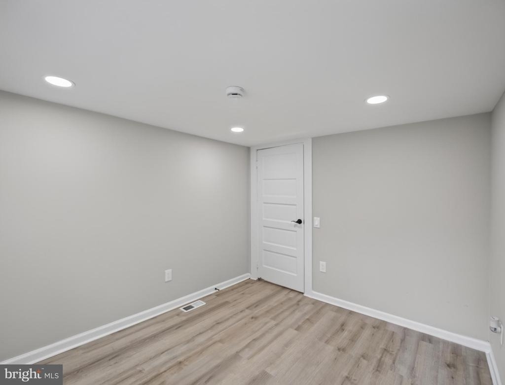 6008 Addison Road - Photo 34