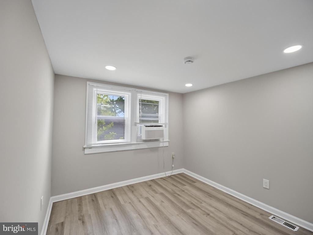 6008 Addison Road - Photo 35