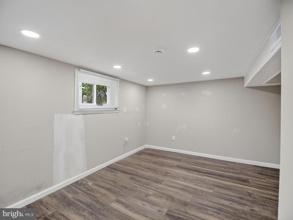 6008 Addison Road - Photo 24