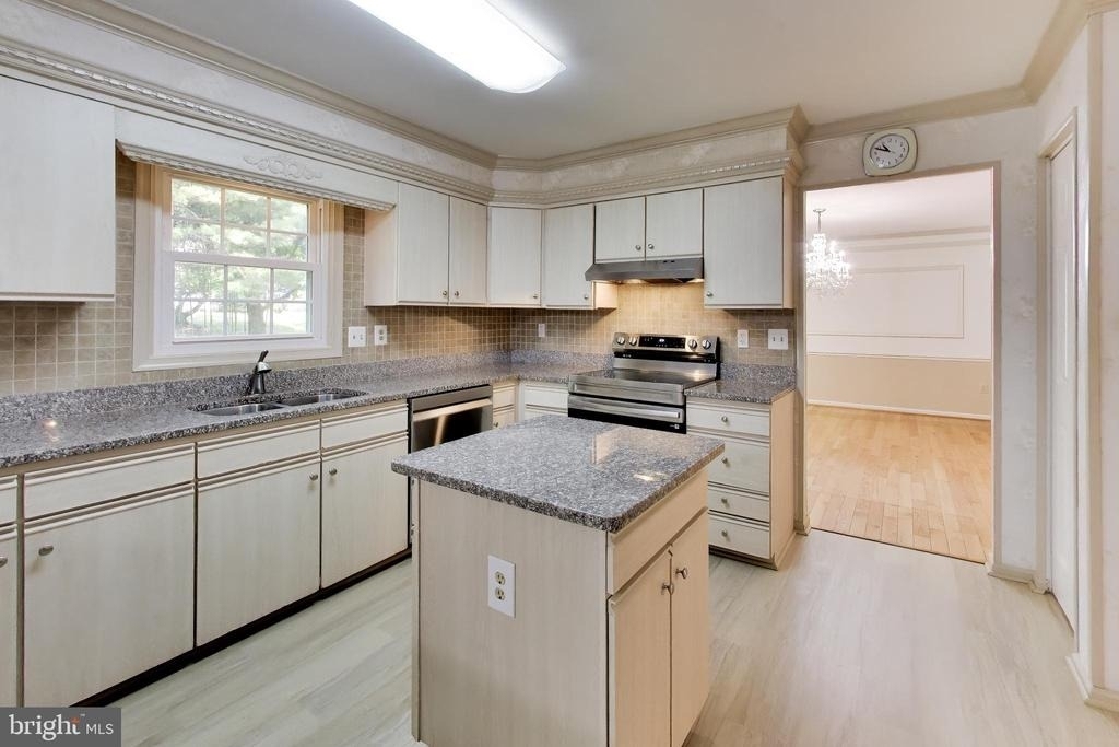 14672 Brougham Way - Photo 17