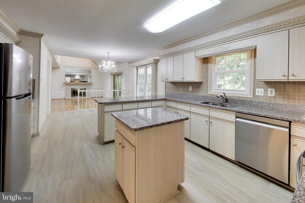 14672 Brougham Way - Photo 16