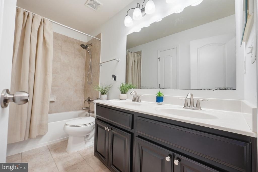 11360 Sandhurst Place - Photo 24