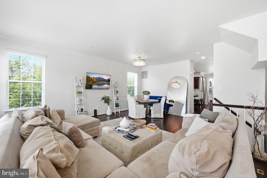 11360 Sandhurst Place - Photo 6
