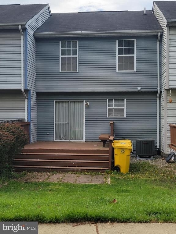 508 Kingdom Court - Photo 1