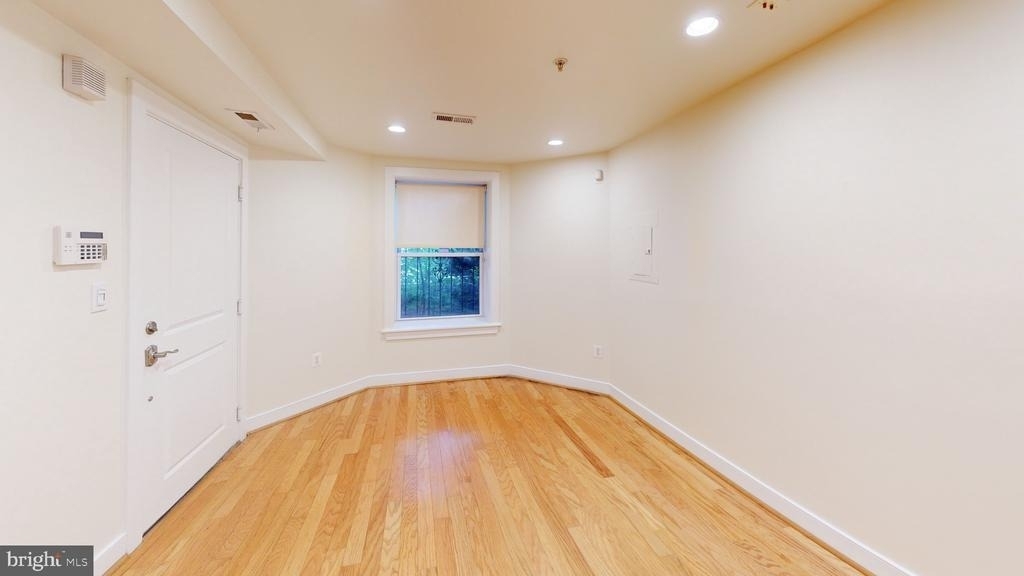 1462 Harvard Street Nw - Photo 11