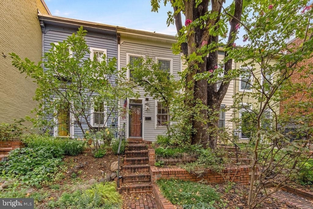 1124 C Street Ne - Photo 26