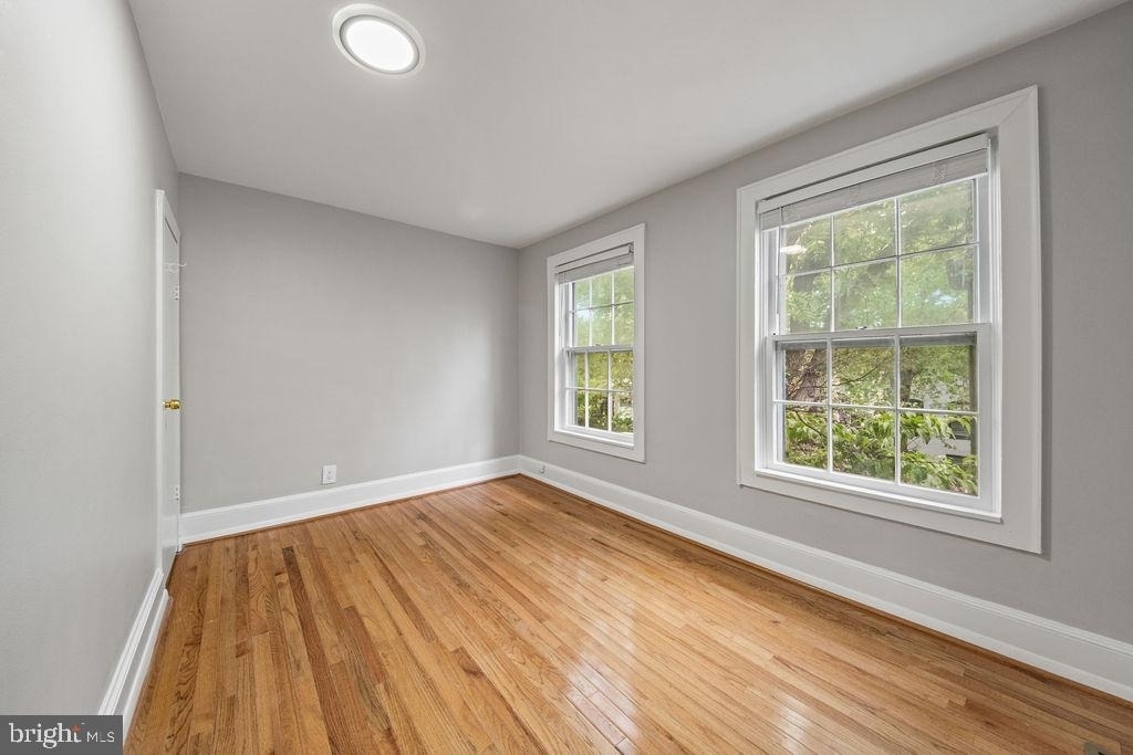 1124 C Street Ne - Photo 11
