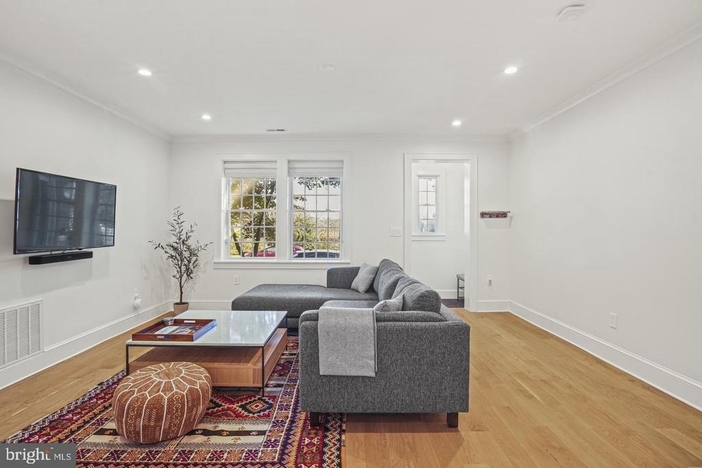 1920 35th Street Nw - Photo 14