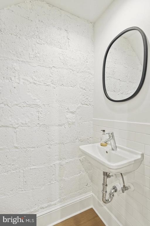 1920 35th Street Nw - Photo 16