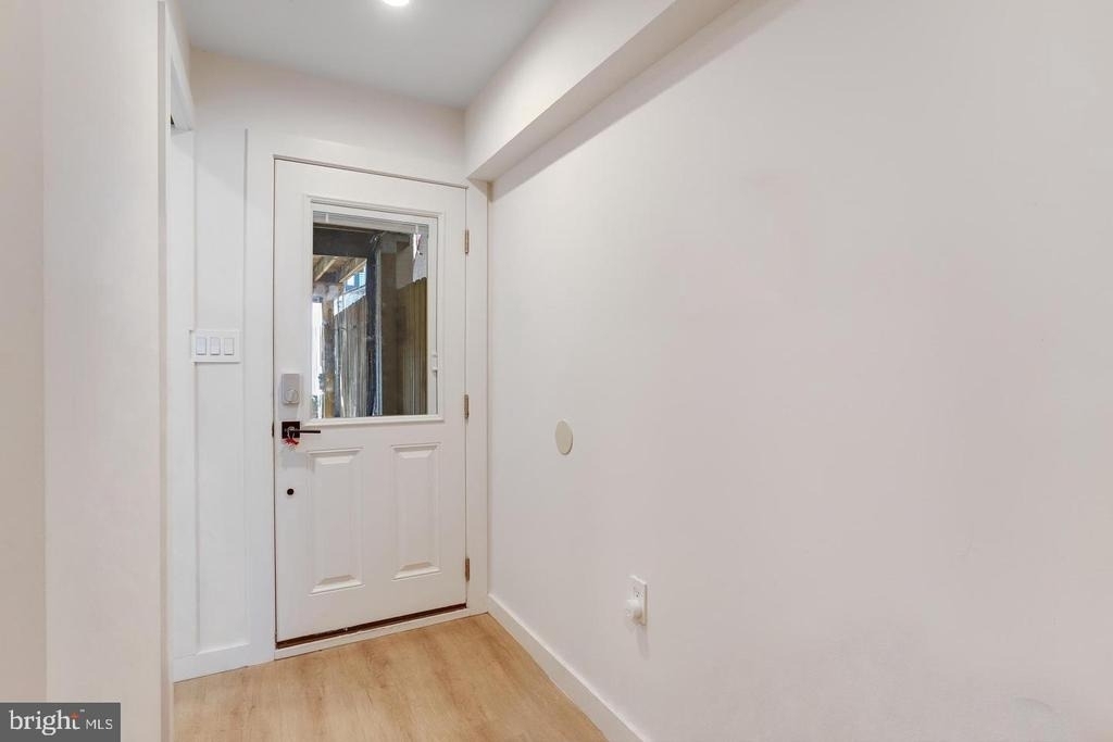 1920 35th Street Nw - Photo 30