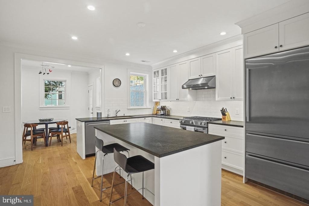 1920 35th Street Nw - Photo 1