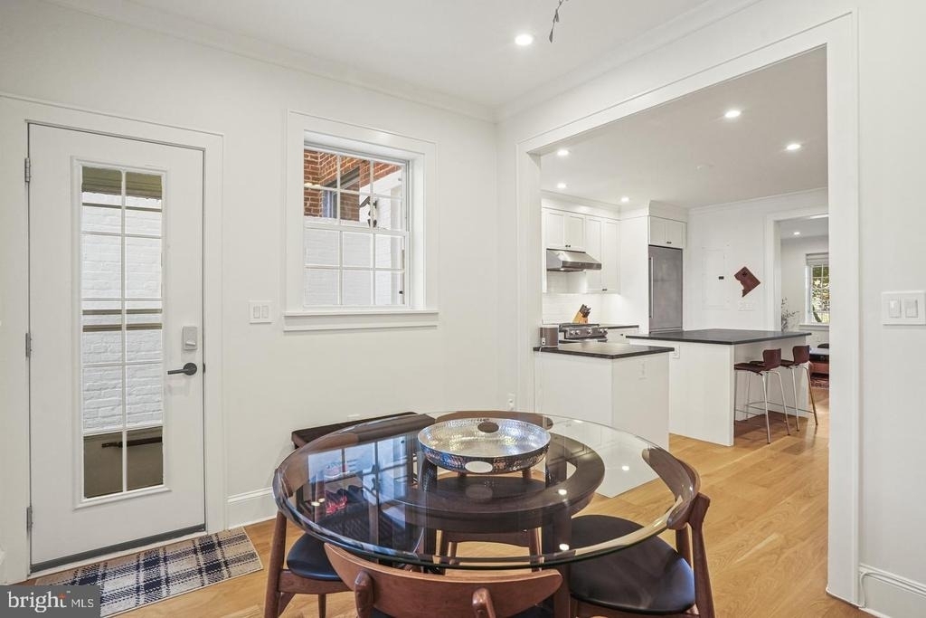 1920 35th Street Nw - Photo 8