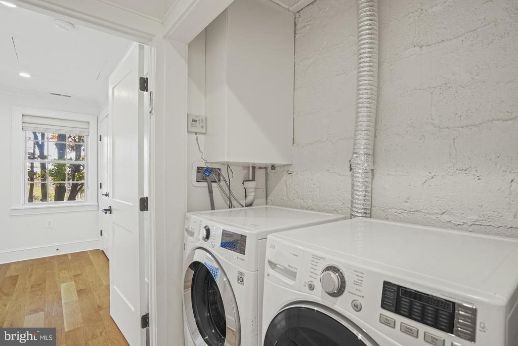 1920 35th Street Nw - Photo 29