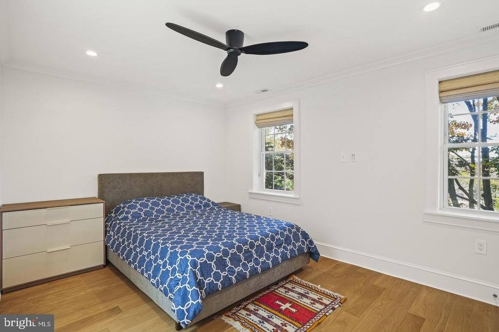 1920 35th Street Nw - Photo 17