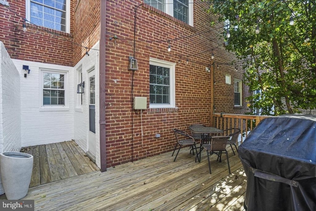 1920 35th Street Nw - Photo 11